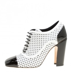 Chanel Monochrome Perforated Leather Lace Up Ankle Booties Size 39.5