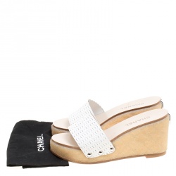 Chanel White Weave Effect Leather Platform Slides Size 39.5