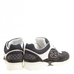 مملوكة مسبقًا حذاء رياضي شانيل CC كانفاس مونوكرومي وسويدي بأربطة مقاس 39