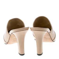 Pre Owned Chanel Beige/Black Leather Cap Toe Mules Size 41.5