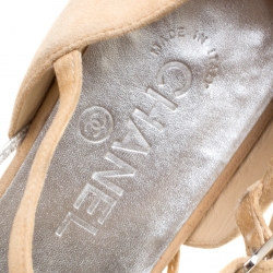 Chanel Multicolor Leather and Suede Knot Detail Flat Sandals Size 40