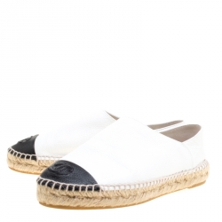 Pre Owned حذاء إسبادريلز شانيل غطاء مقدمة CC جلد أسود/ أبيض مقاس 36