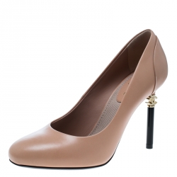 Pre Owned Chanel Beige Leather CC Heel Pumps Size 36.5