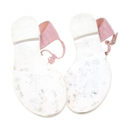 Chanel Powder Pink Leather Chain Detail CC Flat Thong Sandals Size 38.5