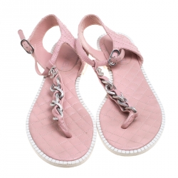 Chanel Powder Pink Leather Chain Detail CC Flat Thong Sandals Size 38.5