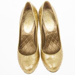 مملوكة مسبقًا Chanel Gold Sequins Pumps Size 40