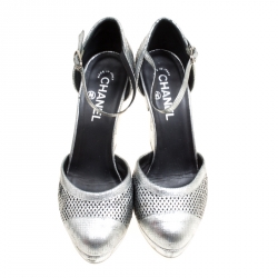 Pre Owned Chanel Metallic Silver Laser Cut Leather CC Platform Sandals Size 39.5