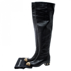 مملوكة مسبقًا حذاء بوت شانيل مرتفع ثيغه غطاء مقدمة معدن باريس دالاس جلد أسود مقاس 40