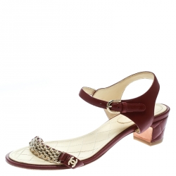 Pre Owned صندل شانيل سيور كاحل تفاصيل سلسلة ريإيشو جلد عنابي مقاس 36