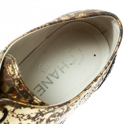 Chanel Metallic Gold And Black Patent Brogue Leather Lace-Up Oxford Size 39.5