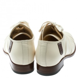 Pre Owned  Chanel Cream Leather Oxfords Size 39.5