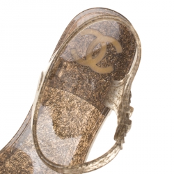 Pre Owned صندل شانيل زهرة كاميليا جيلي بيج مقاس 39