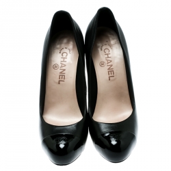 مملوكة مسبقًا حذاء كعب عالي شان يل نعل سميك غطاء مقدمة CC جلد أسود مقاس 38.5