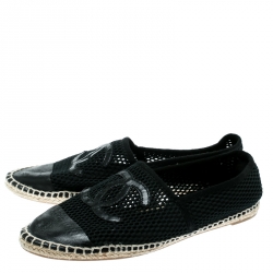 مملوكة مسبقًا Chanel Black Leather and Mesh CC Espadrilles Size 41