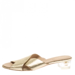 مملوكة مسبقًا Chanel Metallic Gold Leather Cross Strap Mule Slides Size 37