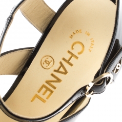 Pre Owned Chanel Black Patent Leather CC Floral Heel Strappy Sandals Size 38.5