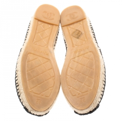 Pre Owned Chanel Beige Canvas CC Espadrilles Size 39