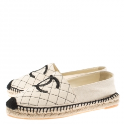 Pre Owned Chanel Beige Canvas CC Espadrilles Size 39