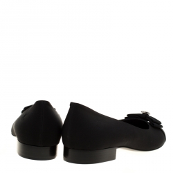 Pre Owned حذاء فلات شانيل مزخرف فيونكة ستار كريستال قماش كريب أسود مقاس 39