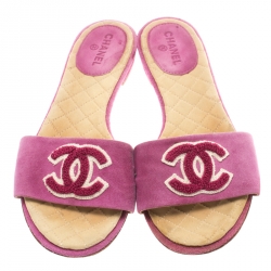 Pre Owned Chanel Pink Suede CC Open Toe Flat Slides Size 37