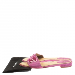 Pre Owned Chanel Pink Suede CC Open Toe Flat Slides Size 37