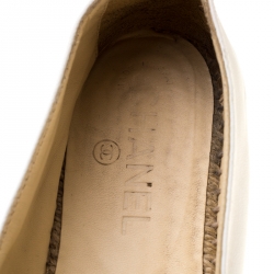 Pre Owned Chanel White Leather And Black Canvas CC Espadrilles Size 37