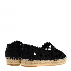 Pre Owned حذاء إسبادريل شانيل CC دانتيل وجلد أسود لامع مقاس 37