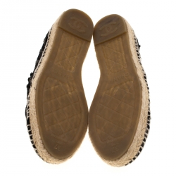 Pre Owned حذاء إسبادريل شانيل CC دانتيل وجلد أسود لامع مقاس 37