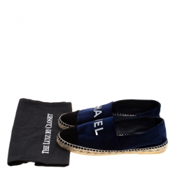 مملوكة مسبقًا حذاء إسبادريلز شانيل قطيفة نقش  كاميليا أسود/ بيج مقاس 39