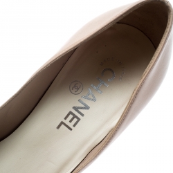 Pre Owned Chanel Beige And Black Leather Cap Toe Metal Platform Pumps Size 38