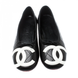 Pre Owned حذاء فلات باليه شانيل كامبون CC جلد مبطن مونوكروم مقاس 37