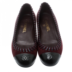 Pre Owned حذاء فلات باليه شانيل غطاء مقدمة CC جلد وسويدي عنابي مقاس 37.5