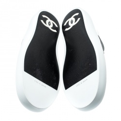 Pre Owned حذاء رياضي شانيل سليب أون جلد مونوكروم مقاس 42