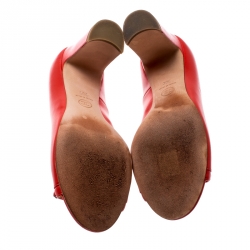 مملوكة مسبقًا حذاء كعب عالي شانيل كعب عريض مقدمة مفتوحة تفاصيل سلسلة جلد حمراء مقاس 38