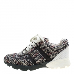 مملوكة مسبقًا حذاء رياضي شانيل أربطة جلد وتويد أبيض/ رمادي مقاس 36