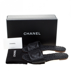 Pre Owned Chanel Black Leather Braided Insole CC Logo Flat Slides Size 39