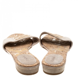 مملوكة  مسبقًا حذاء فلات شانيل سويدي بيج CC كعب فينيل مقاس 37.5