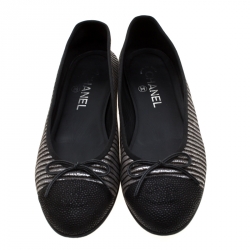 Pre Owned Chanel Metallic Grey/Black Leather CC Cap Toe Bow Ballet Flats Size 39.5