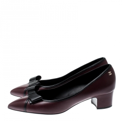مملوكة مسبقًا Chanel Burgundy Leather Bow Embellished Pumps Size 41.5