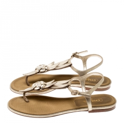 Pre Owned Chanel Metallic Gold Suede CC Camellia Leaf Pearl Ankle Strap Thong Flat Sandals Size 39