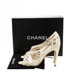 مملوكة مسبقًا Chanel Patent Leather Cut Out Ankle Strap Sandals Size 38.5