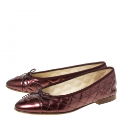 Pre Owned Chanel Metallic Brown Quilted Patent Leather CC Bow Cap Toe Ballet Flats Size 39.5
