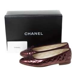 Pre Owned Chanel Metallic Brown Quilted Patent Leather CC Bow Cap Toe Ballet Flats Size 39.5