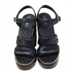 م ملوكة مسبقًا Chanel Black Quilted Leather Wedge Platform Sandals Size 38