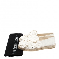 مملوكة مسبقًا Chanel White Canvas CC Camellia Espadrilles Size 37