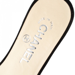 Pre Owned Chanel Black/White Floral Embellished Canvas Flat Slides Size 38.5