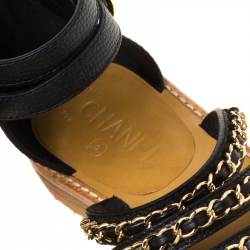 مملوكة مسبقًا صندل فلات شانيل سيور سلاسل جلد أسود مقاس 38