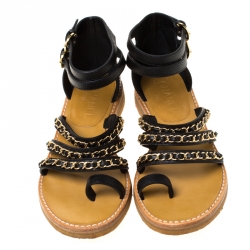 مملوكة مسبقًا صندل فلات شانيل سيور سلاسل جلد أسود مقاس 38