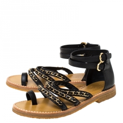 مملوكة مسبقًا صندل فلات شانيل سيور سلاسل جلد أسود مقاس 38