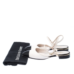 Pre Owned صندل شانيل جلد أبيض أوف وايت/أسود مقدمة CC بحزام للكاحل مقاس 38
